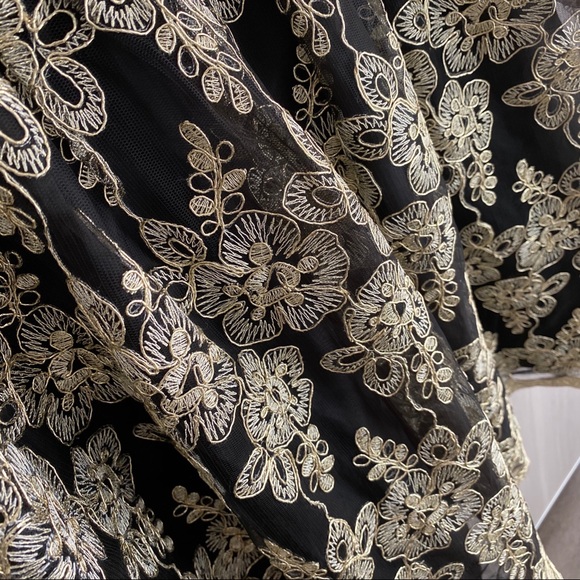 Alythea gold embroidered A-line midi skirt NWT - Picture 2 of 8